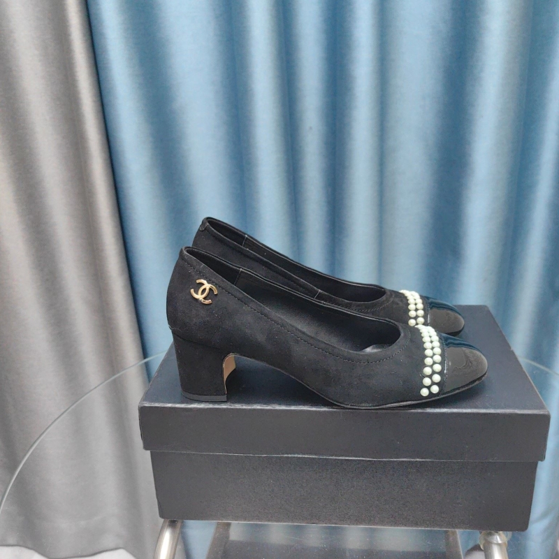 Ch*el high heels